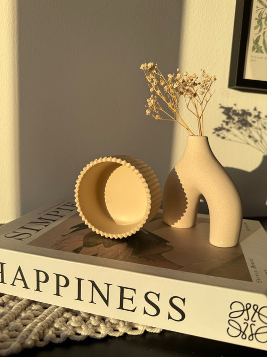 Schmuckschale mit Rillen